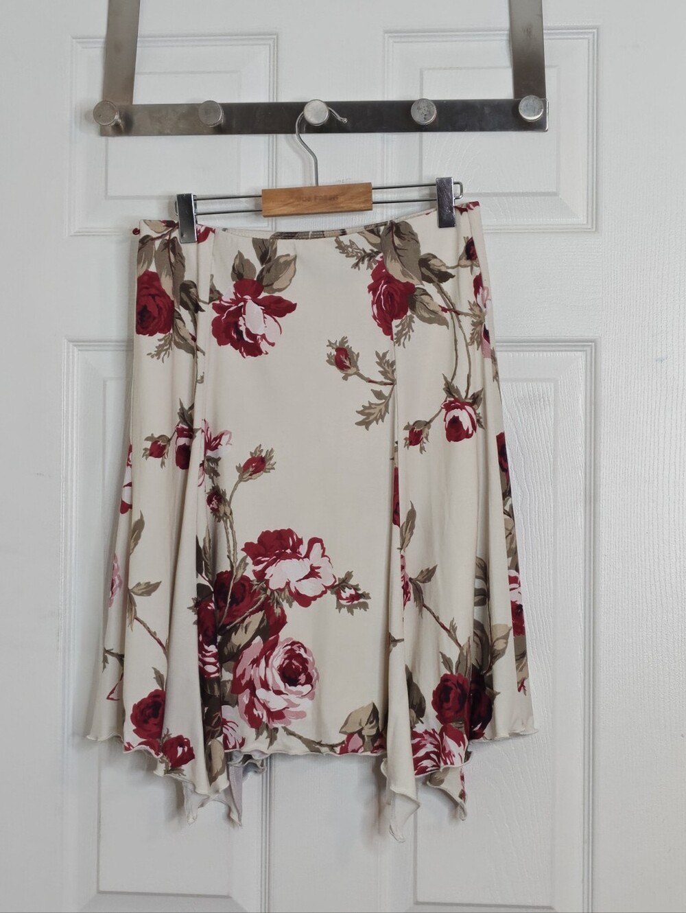 Vintage Y2K Le Chateau Mini Floral Cream Skirt with Red Rose Print Size S